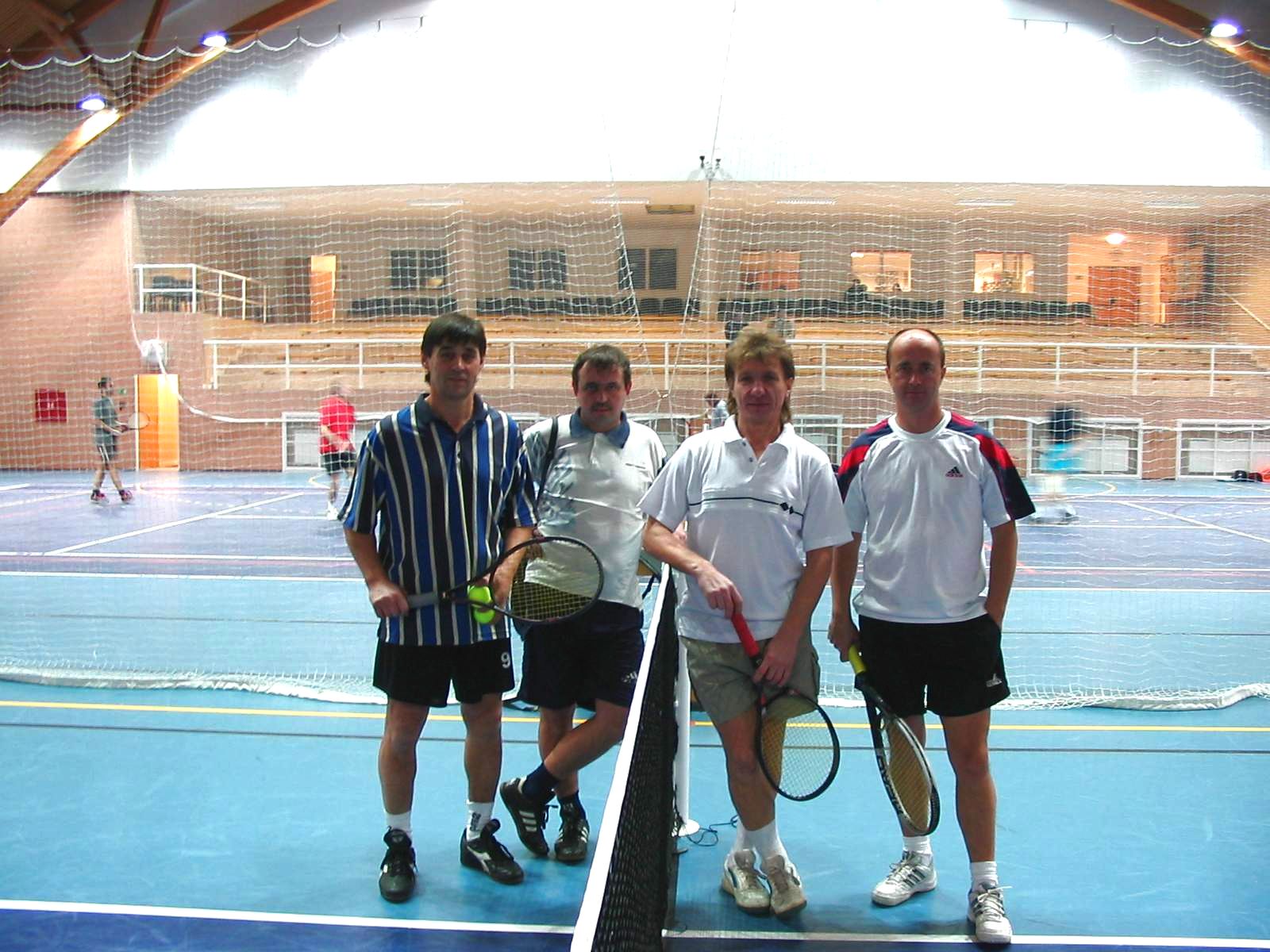 tenis hala
